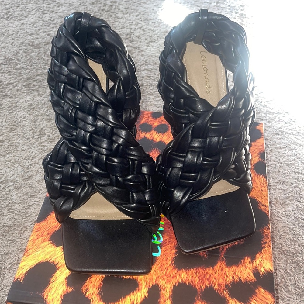 Braided heals